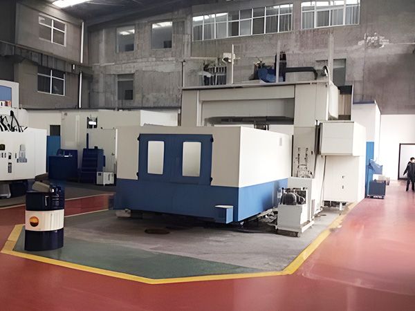 Gantry machining center